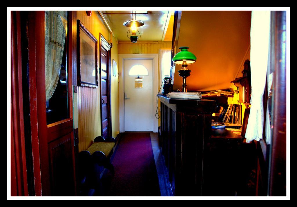 Paulsens Hotel Lyngdal Esterno foto